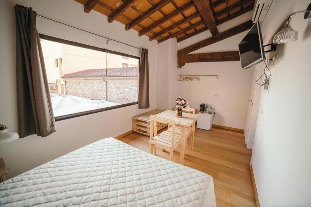 Le Camere Pietrasantine - Centro Storico Pietrasanta Værelse billede
